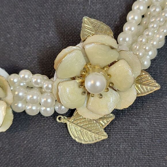 Vintage Six Strand Faux Pearl Necklace With Flowers - Picture 8 of 10